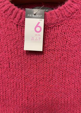 Дуже красивий і стильний брендовий в'язаний светр-оверсайз рожевого кольору.3 фото