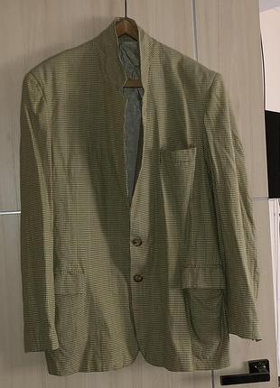 Пиджак фирменный