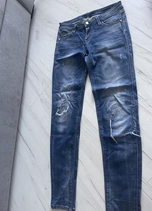 Джинсы guess