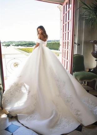 Королівське весільне плаття milla nova модель virginia