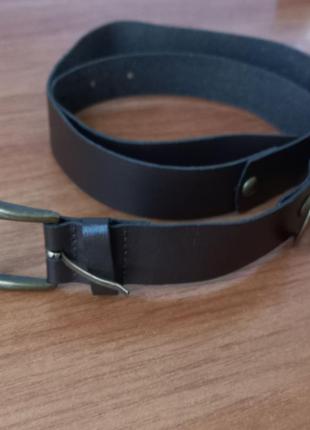 Ремень из искусственной кожи, коричневый.