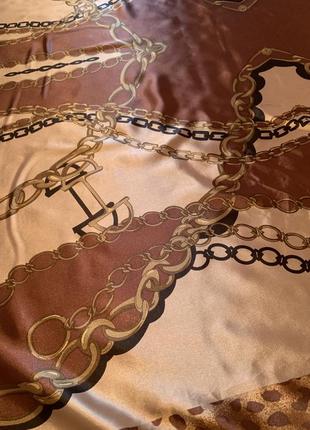 Шикарный платок косынка  леопардовый принт цепи 98*98