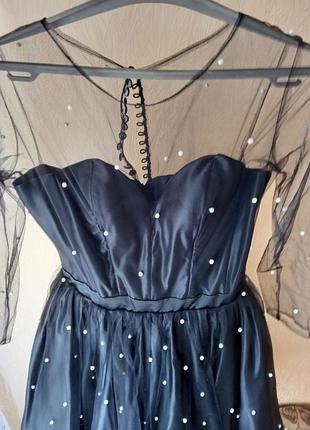 Випускна сукня