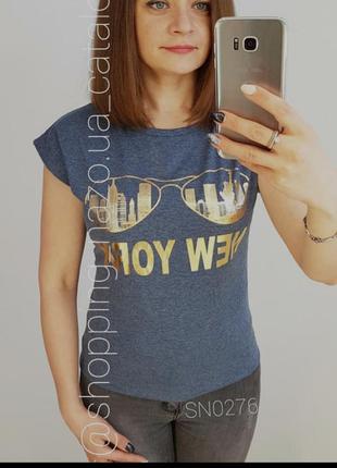 Футболка розпродаж