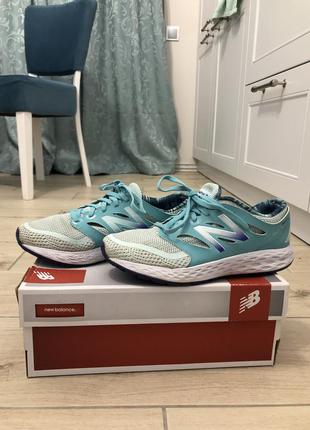 Кроссовки женские new balance