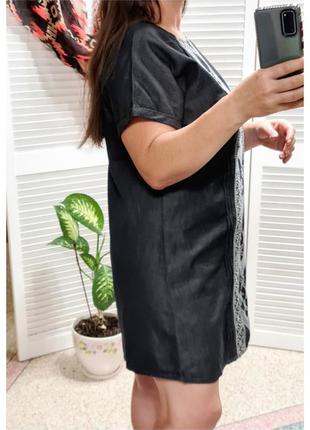 Джинсовое платье с вышивкой tu2 фото