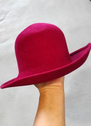 Шляпа женская фетровая бордовая мягкая круглая кокетливая.2 фото