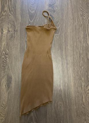Платье на одно плечо обтягивающее fashion nova коричневое4 фото