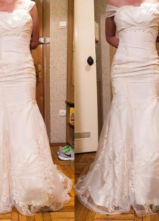 Свадебное платье рыбка русалка очень красивое на худенькую девушку3 фото