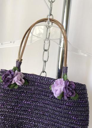 Романтик маленькая сумочка-корзинка фиолетовая с розами3 фото
