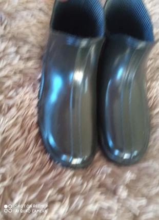 Резиновые сапожки женские р/р 37,38.