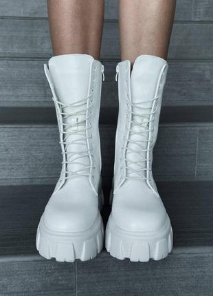 Женские ботинки prada hight boot white4 фото