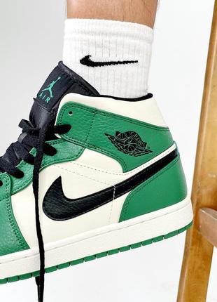 Женские кроссовки nike air jordan 1 white green 36-37-38-397 фото