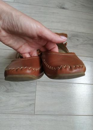 Шкіряні туфлі фірми clarks4 фото