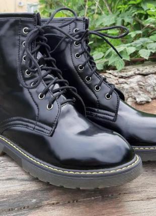 Ботинки,черевики под dr.martens