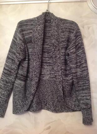 Стильний, якісний кардиган 50-52 розміру.
