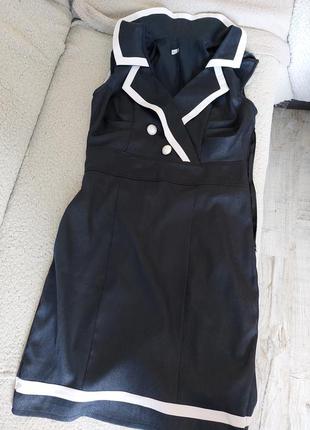 Очень красивое платье  р.46(m)-48(l) украина