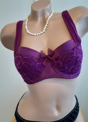 Бюстгальтер с поролоновыми чашками,  сатин, ажур, размер 70dd