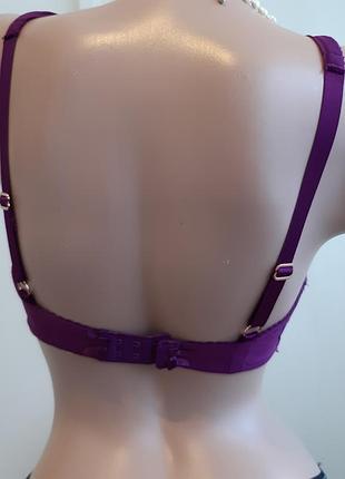 Бюстгальтер с поролоновыми чашками,  сатин, ажур, размер 70dd4 фото