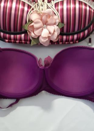 Бюстгальтер с поролоновыми чашками,  сатин, ажур, размер 70dd6 фото