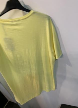 Мужская желтая футболка5 фото