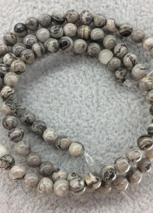 Намистини на нитці натуральний камінь яшма