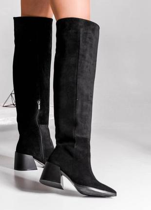 Ботфорты из натуральной замши на низком каблуке 6см