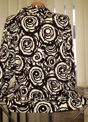 Натуральный лонгслив легкая кофта черно- белый принт yessica c&a большой размер батал9 фото