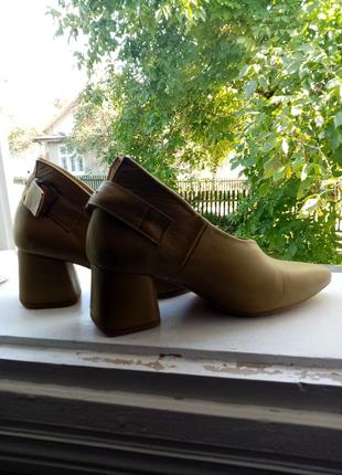 Дизайнерские кожаные туфли gino figini, 38  р.. дизайнерські туфлі. італійські стандарти5 фото