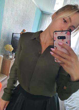 Красива блуза в хорошому стані