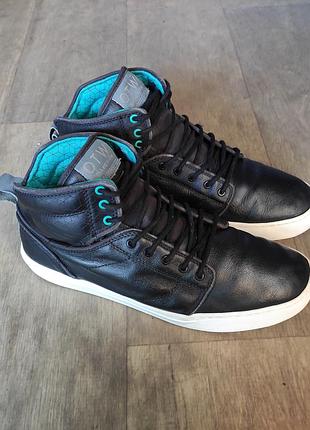 Кеды мужские кожаные vans.