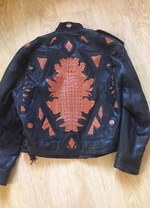Уникальная байкерская кожаная куртка .6 фото