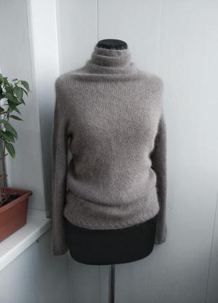 Ангоровый свитер с необычной горловиной3 фото