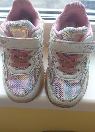 Кросівки для дівчинки