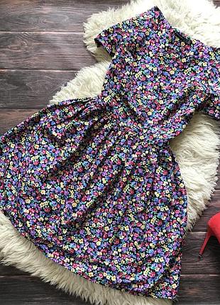 Пишне плаття повітряне в квіточку