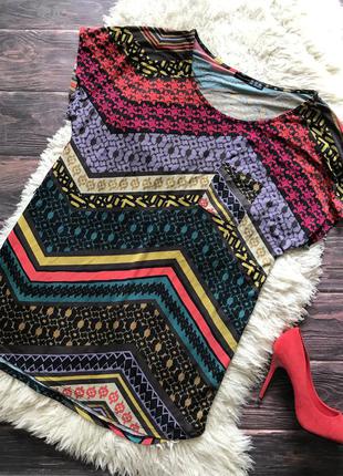 Блуза в орнамент, візерунок яскрава