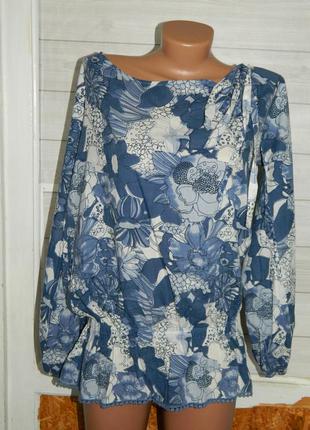 Р. 48-50 легка кофта блакитна блуза жіноча з квітами