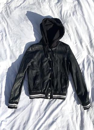 Крута куртка з еко шкіри від fb sister