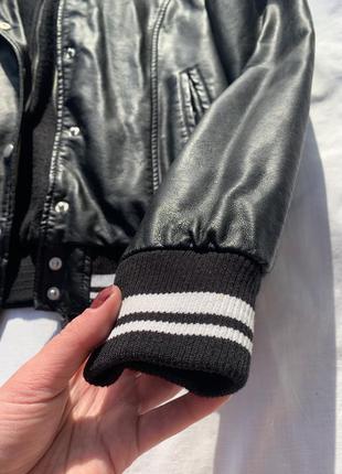 Крута куртка з еко шкіри від fb sister