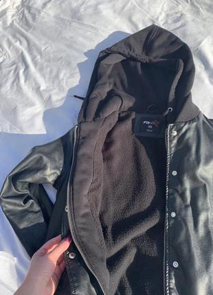 Крута куртка з еко шкіри від fb sister