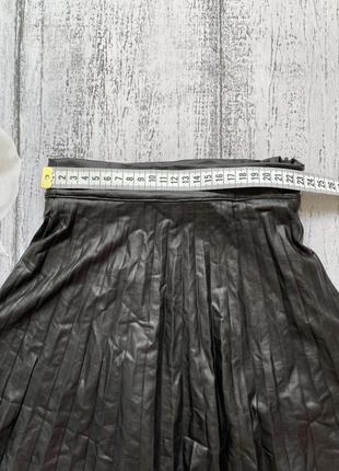 Крутая юбка плиссе  под кожу kiabi 3года4 фото