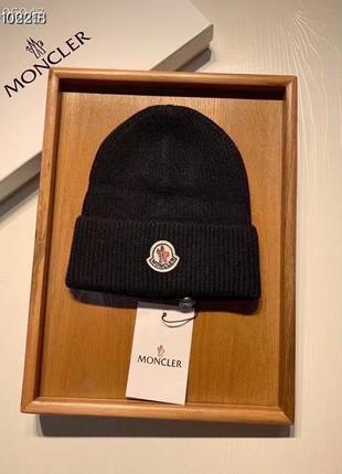 Шапка moncler