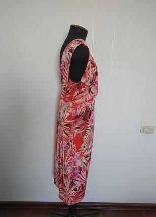 Яркое, оригинальное, красивое, трикотажное платье3 фото