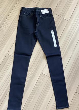 Uniqlo,новые джинсы скинни,размер s2 фото