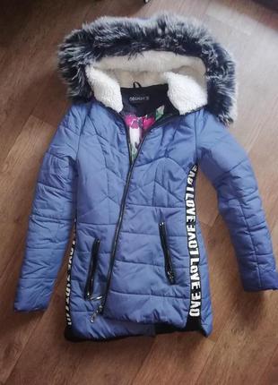 Продам зимову куртку розмір 42