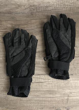 Перчатки