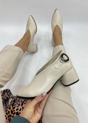 Шкіряні туфлі закриті шкіряні туфлі закриті