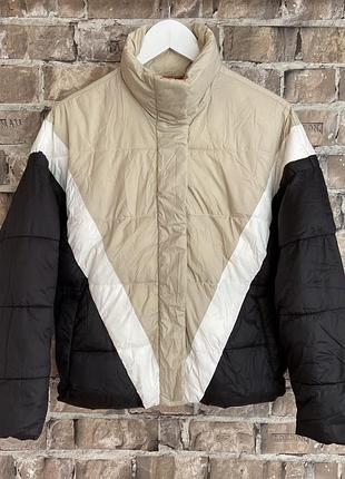 Неймовірний пуфер pull&bear , розмір с-м🔥🔥🔥