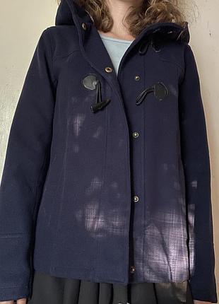Синее пальто