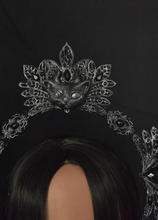 Корона высокая, готическая корона на хэллоуин